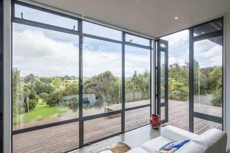 Photo of property in 238 Huia Street, Waikanae, 5391