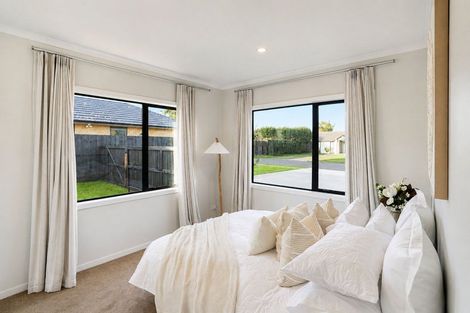 Photo of property in 30 Glaisdale Crescent, Flagstaff, Hamilton, 3210