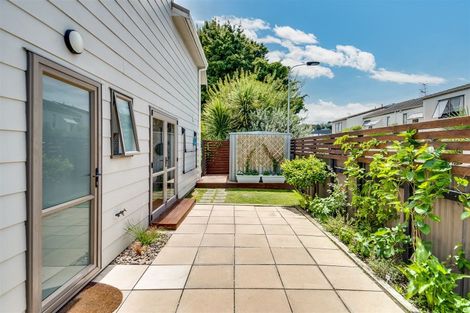 Photo of property in 17b Nelson Crescent, Napier South, Napier, 4110