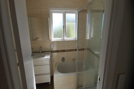 Photo of property in 82a Mokoia Road, Birkenhead, Auckland, 0626