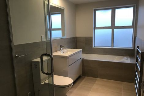 Photo of property in 25 Karokaro Road, Takanini, 2112