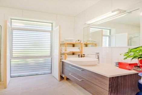 Photo of property in 50 Landmark Terrace, Orewa, 0931