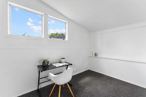 Photo of property in 7 Aden Place, Clendon Park, Auckland, 2103