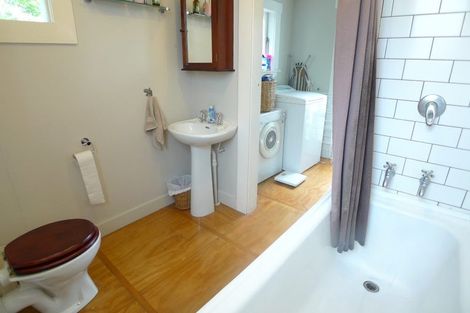 Photo of property in 88 Swaffield Road, Papatoetoe, Auckland, 2025