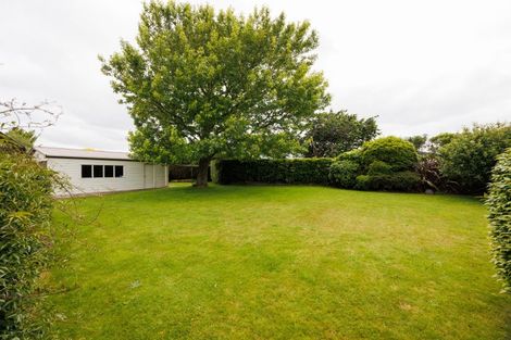Photo of property in 12 Athlone Place, Hokowhitu, Palmerston North, 4410