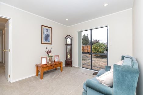 Photo of property in 2 Arundel Place, Nawton, Hamilton, 3200