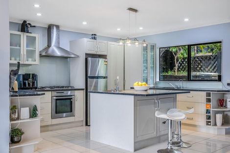 Photo of property in 86 San Marino Drive West, Henderson, Auckland, 0612