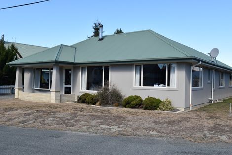 Photo of property in 19 Braemar Place, Twizel, 7901