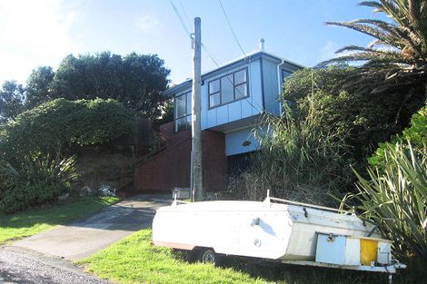 Photo of property in 8 Aperahama Street, Paekakariki, 5034
