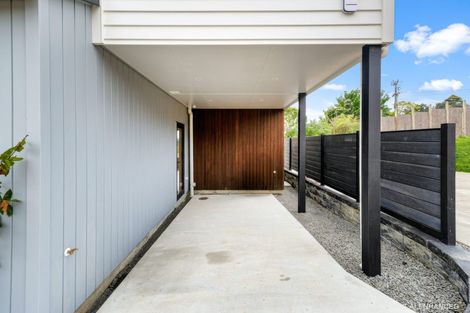 Photo of property in 2c Tiri View Place, Waiake, Auckland, 0630