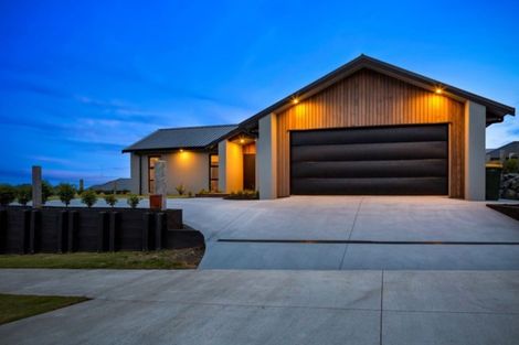 Photo of property in 18 Kotare Drive, Waiwhakaiho, New Plymouth, 4312