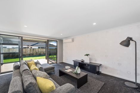 Photo of property in 22 Batten Drive, Flagstaff, Hamilton, 3210