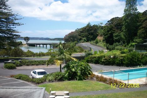 Photo of property in Bridgewater Apartments, 205/7 Te Rangi Cross Road, Paihia, 0200