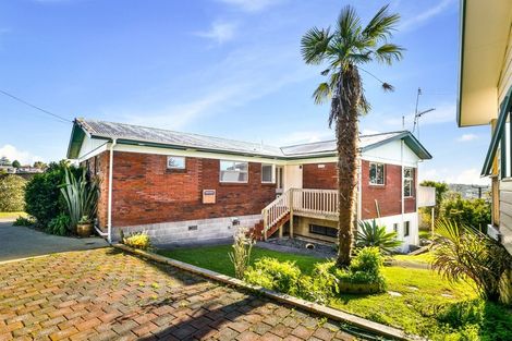 Photo of property in 131 Waimumu Road, Massey, Auckland, 0614