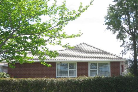 Photo of property in 33 Wingate Street, Redwood, Christchurch, 8051