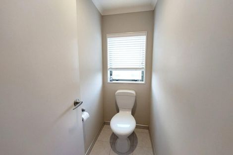 Photo of property in 17a Drake Street, Howick, Auckland, 2014