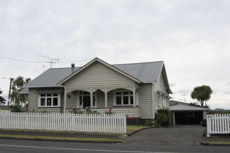 Photo of property in 158 Queen Street, Pukekohe, 2120
