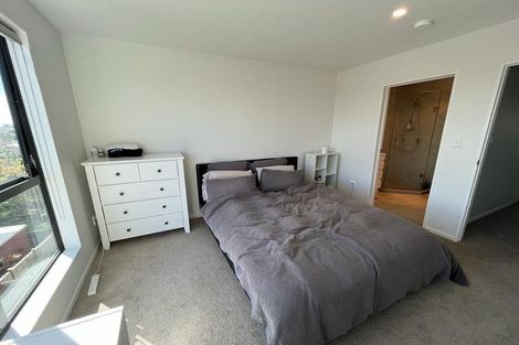 Photo of property in 4/60 Highland Drive, Highland Park, Auckland, 2010