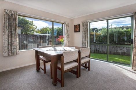 Photo of property in 80a Oxford Street, Tawa, Wellington, 5028