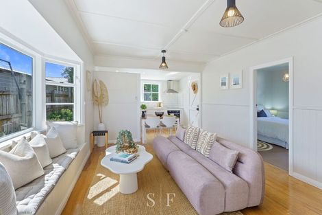 Photo of property in 15 Rauparaha Street, Waikanae Beach, Waikanae, 5036