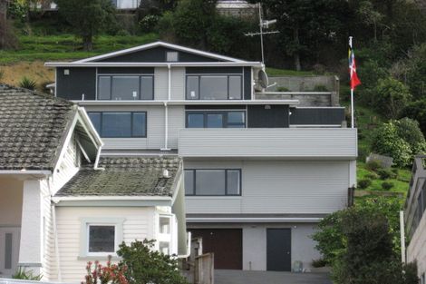Photo of property in 80 Queens Drive, Lyall Bay, Wellington, 6022