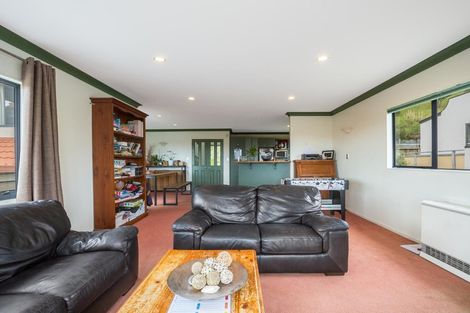 Photo of property in 125 Eskdale Road, Papakowhai, Porirua, 5024