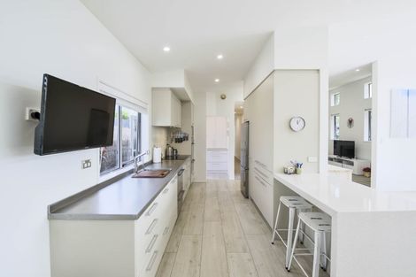Photo of property in 870 Whangaparaoa Road, Manly, Whangaparaoa, 0930