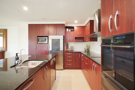 Photo of property in 14 Oreti Road, Otatara, Invercargill, 9879