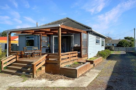 Photo of property in 4 Easton Street, Foxton, 4814