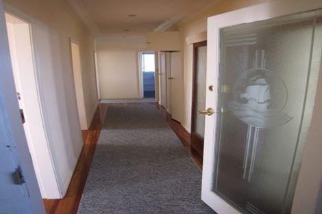 Photo of property in 1/3 Aorangi Place, Birkenhead, Auckland, 0626