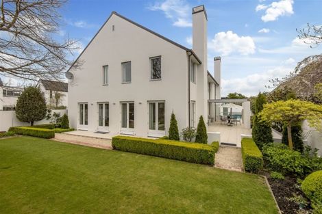 Photo of property in 40 Clissold Street, Merivale, Christchurch, 8014