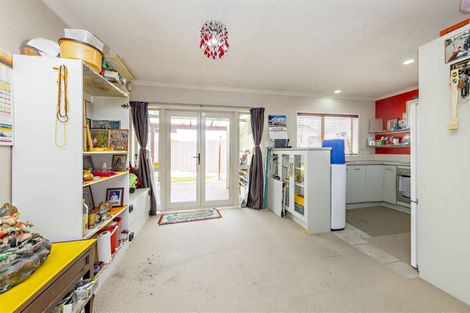 Photo of property in 85 Riverton Drive, Randwick Park, Auckland, 2105