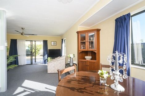 Photo of property in 12 Mansell Crescent, Bulls, 4818