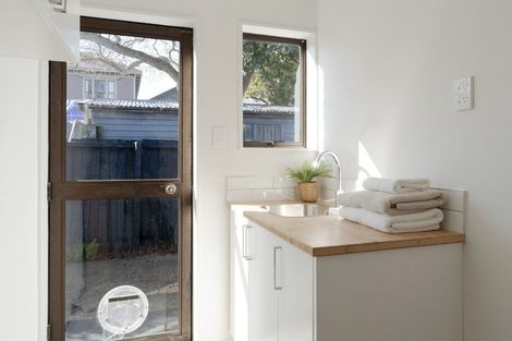 Photo of property in 2/76 Vogel Street, Richmond, Christchurch, 8013