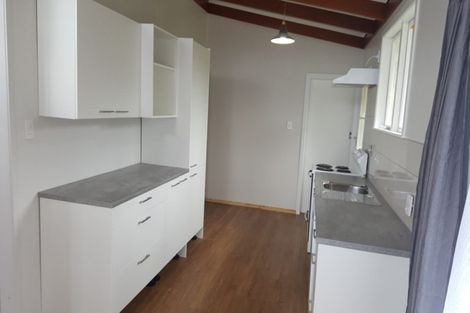 Photo of property in 59 Totaravale Drive, Totara Vale, Auckland, 0629