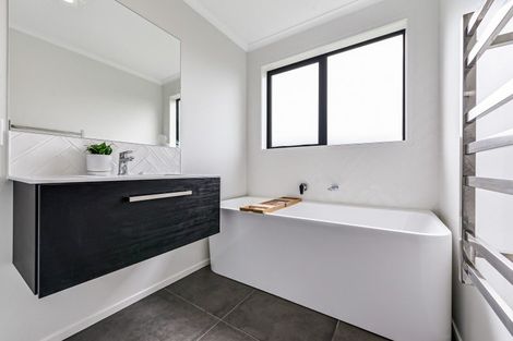 Photo of property in 15 Timatanga Road, Temple View, 3218