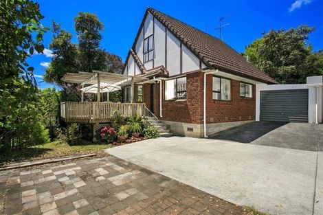 Photo of property in 2/17 Weetman Drive, Browns Bay, Auckland, 0630