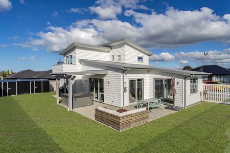 Photo of property in 50 Welsford Street, Woodend, 7610