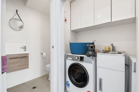 Photo of property in 52 Walter Merton Road, Hobsonville, Auckland, 0616