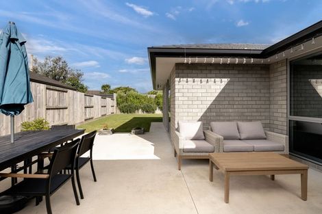 Photo of property in 34 Charlotte Drive, Omokoroa, 3114