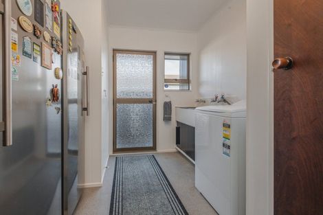 Photo of property in 43 Normanby Street, Woodville, 4920