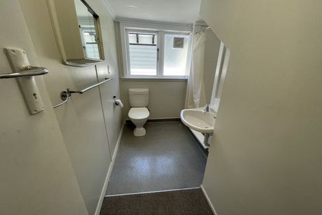 Photo of property in 1/14 Clifton Terrace, Kelburn, Wellington, 6012