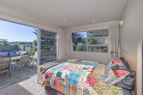 Photo of property in 31-33 Taonui Street, Waitarere Beach, Levin, 5510