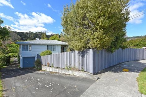 Photo of property in 1/45 Dowling Grove, Silverstream, Upper Hutt, 5019