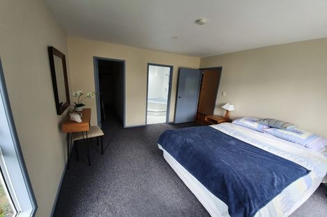 Photo of property in 18 Rewa Place, Russell, 0202