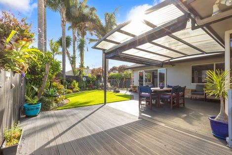 Photo of property in 37 Sorrento Key, Papamoa Beach, Papamoa, 3118