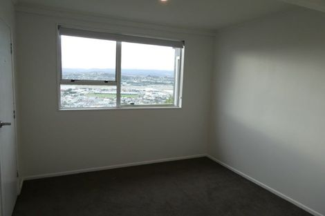 Photo of property in 53 Sutherland Road, Melrose, Wellington, 6023