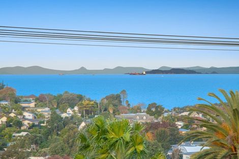 Photo of property in 14c Stanmore Bay Road, Stanmore Bay, Whangaparaoa, 0932