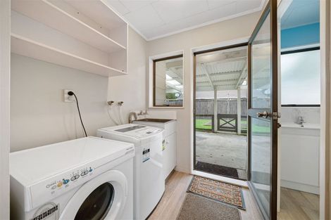 Photo of property in 17b Tiller Close, Kelvin Grove, Palmerston North, 4414