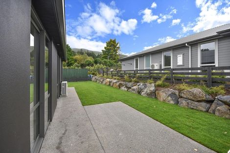 Photo of property in 10 Redwoods Lane, Helensburgh, Dunedin, 9010